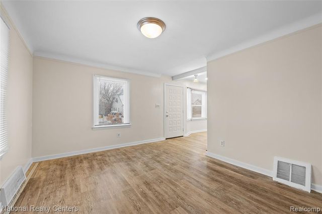 7635 Ashton Avenue, Detroit, MI 48228