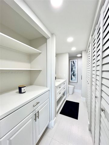 250 NE 20th Street 5250, Boca Raton, FL 33431