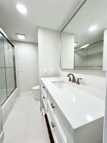 250 NE 20th Street 5250, Boca Raton, FL 33431