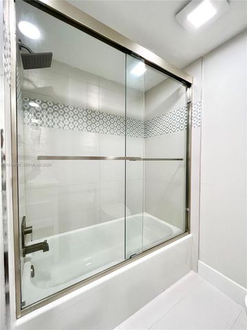 250 NE 20th Street 5250, Boca Raton, FL 33431