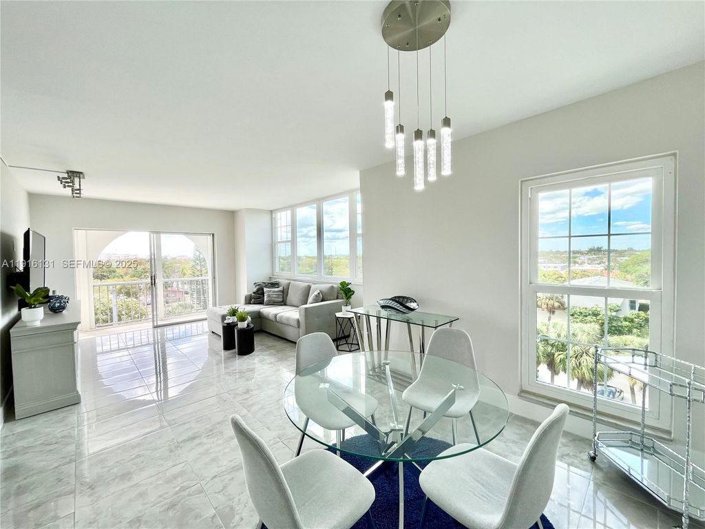 250 NE 20th Street 5250, Boca Raton, FL 33431