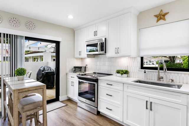 3616 Freshwater Drive, Jupiter, FL 33477