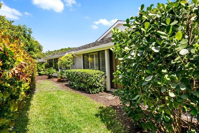 3616 Freshwater Drive, Jupiter, FL 33477