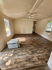 6212 Montgomery Ave B, Pensacola, FL 32526