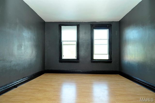 4631 Morganford Road, St Louis, MO 63116