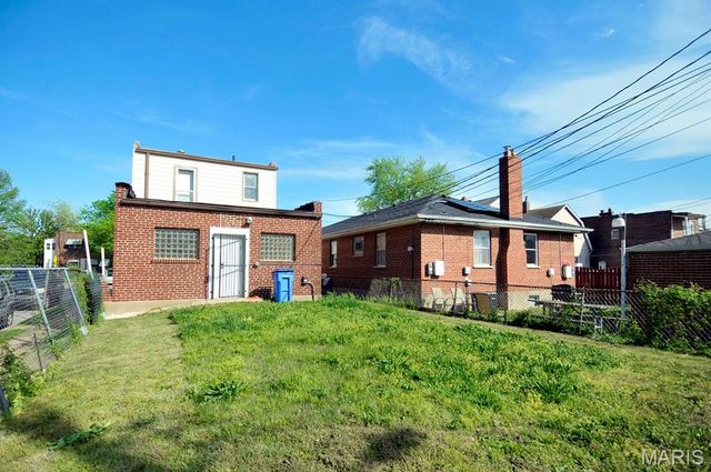 4631 Morganford Road, St Louis, MO 63116