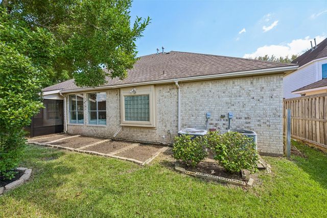 3402 Shadowwalk Drive, Houston, TX 77082