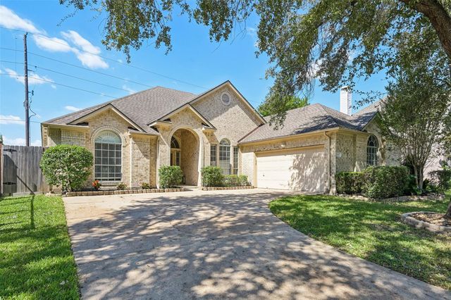 3402 Shadowwalk Drive, Houston, TX 77082
