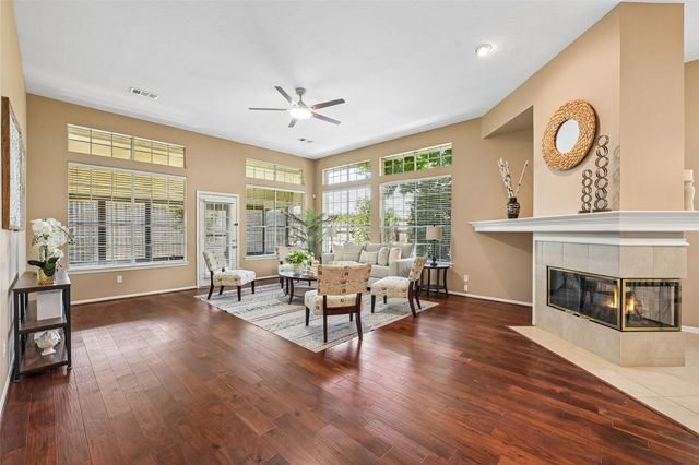 3402 Shadowwalk Drive, Houston, TX 77082