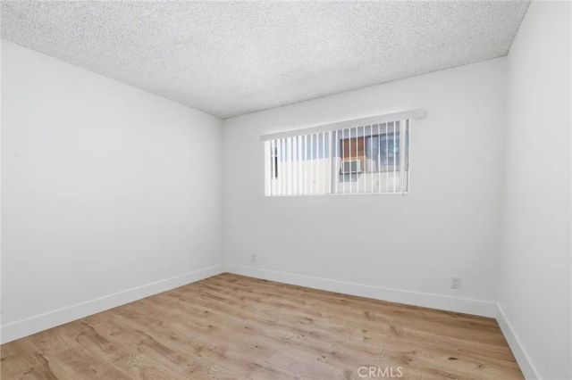13040 Dronfield 23, Sylmar, CA 91342