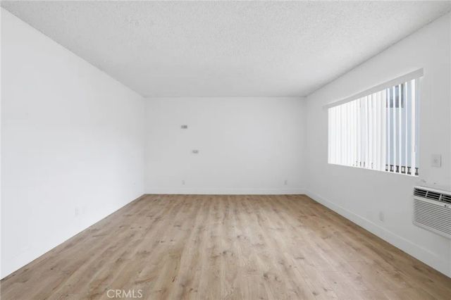 13040 Dronfield 23, Sylmar, CA 91342