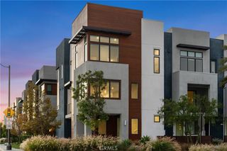 430 Transport, Tustin, CA 92782