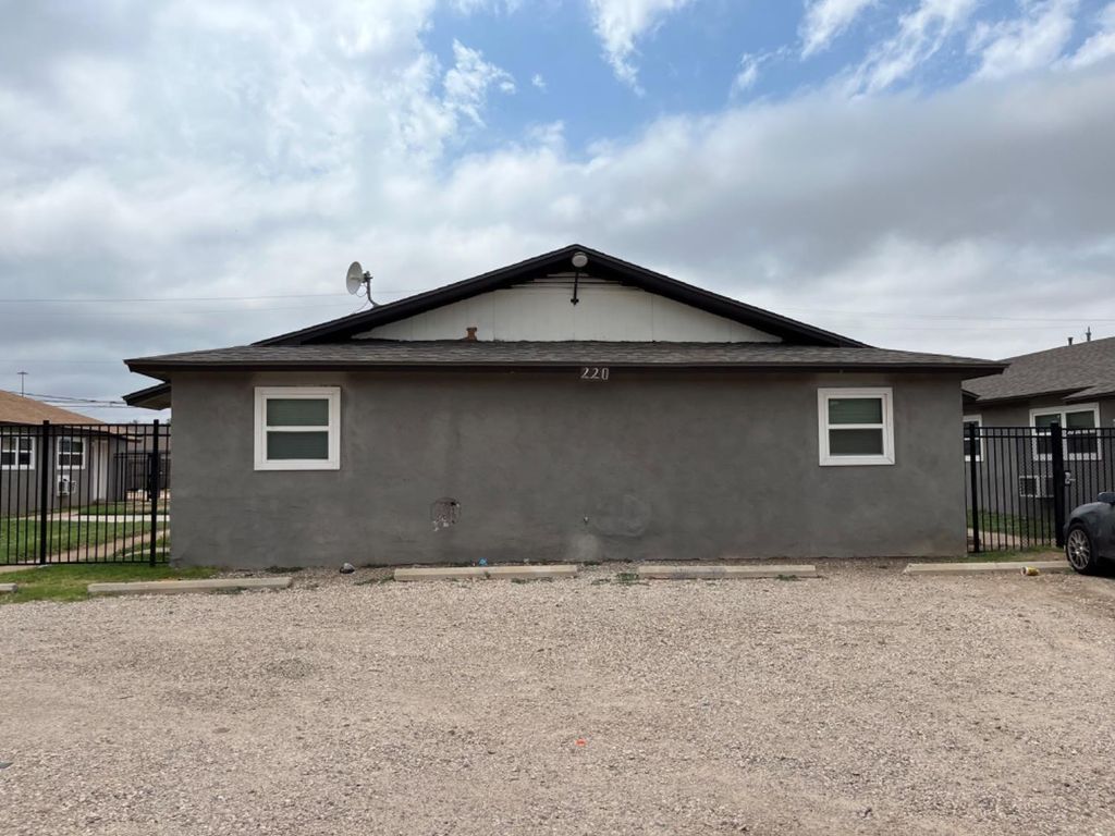 226 Ave S, C, Lubbock, TX 79415