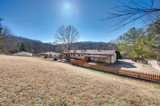 304 Kemper Dr, S, Madison, TN 37115