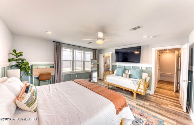 820 W Beach Boulevard, 5, Long Beach, MS 39560