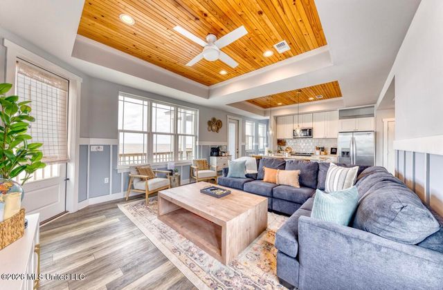 820 W Beach Boulevard, 5, Long Beach, MS 39560
