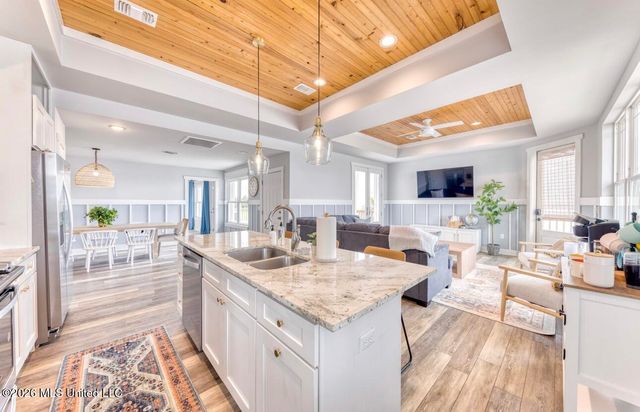 820 W Beach Boulevard, 5, Long Beach, MS 39560