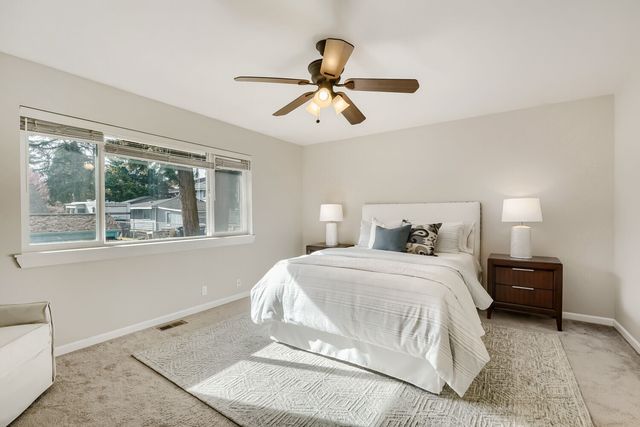 1033 S 128th Street, Burien, WA 98168