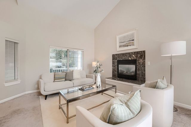 1033 S 128th Street, Burien, WA 98168
