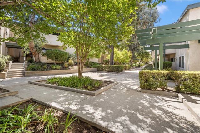 10636 Woodley Avenue 47, Granada Hills, CA 91344