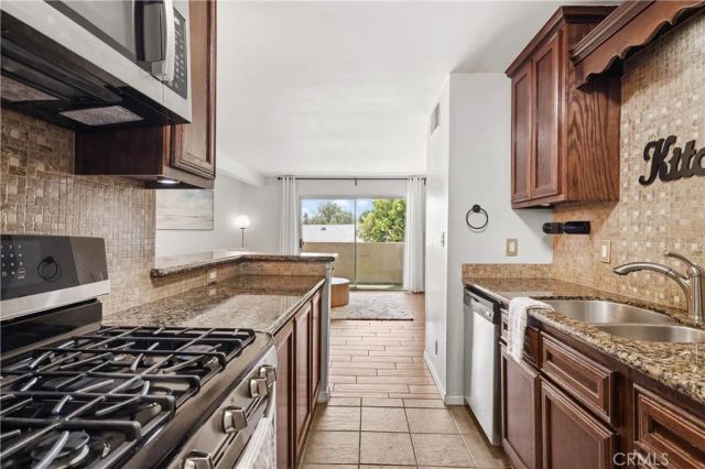 10636 Woodley Avenue 47, Granada Hills, CA 91344