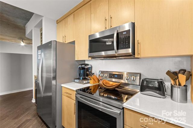 210 N Church Street 2613, Charlotte, NC 28202