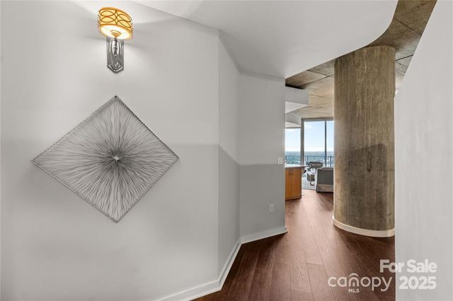 210 N Church Street 2613, Charlotte, NC 28202