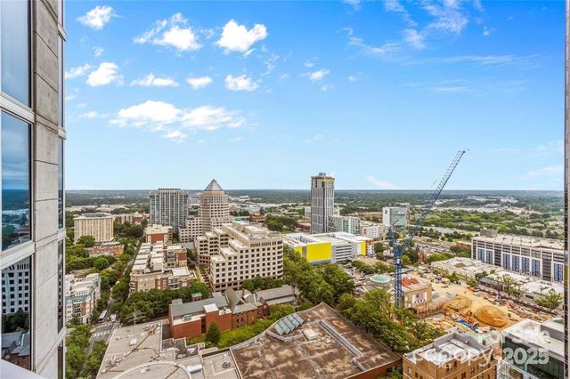 210 N Church Street 2613, Charlotte, NC 28202