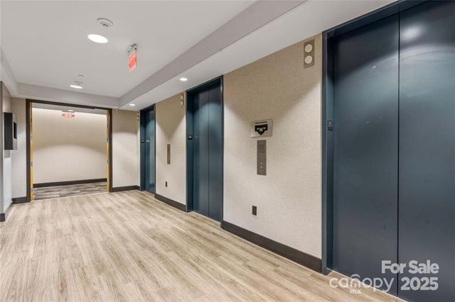 210 N Church Street 2613, Charlotte, NC 28202