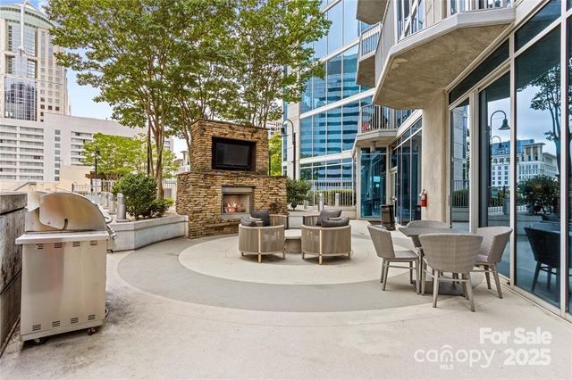 210 N Church Street 2613, Charlotte, NC 28202