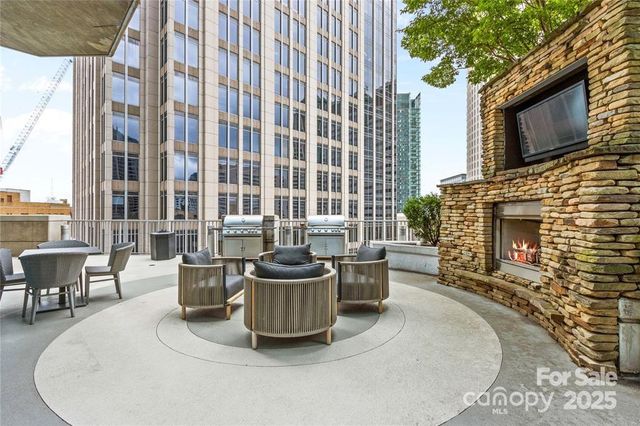 210 N Church Street 2613, Charlotte, NC 28202