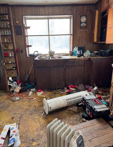 2280 Bowers Road, Lapeer, MI 48446