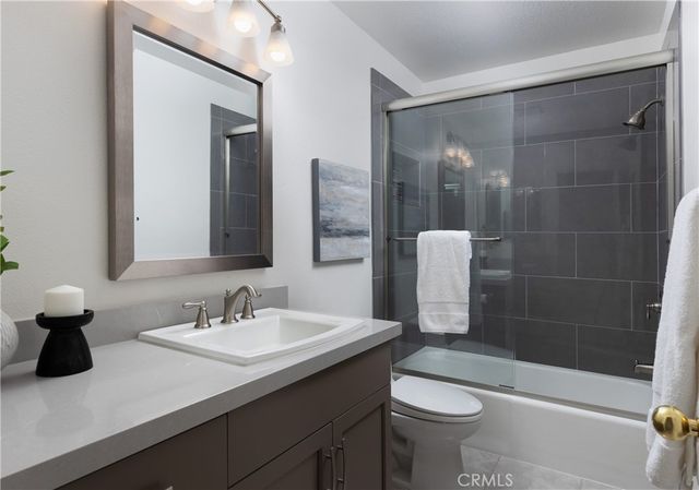 30 Calle Del Sur, Rancho Santa Margarita, CA 92688
