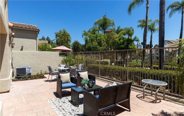 30 Calle Del Sur, Rancho Santa Margarita, CA 92688