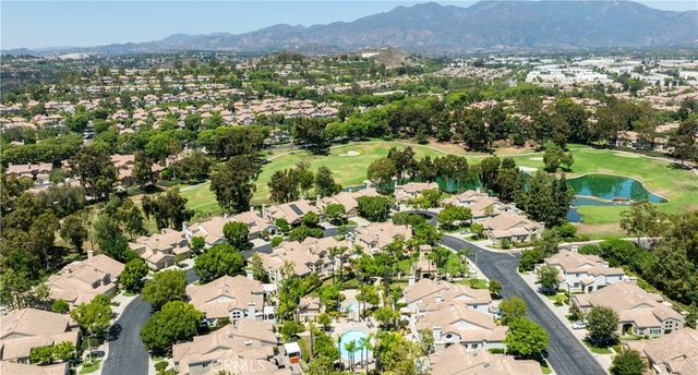 30 Calle Del Sur, Rancho Santa Margarita, CA 92688