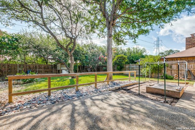 14714 Hidden Glen Woods, San Antonio, TX 78249