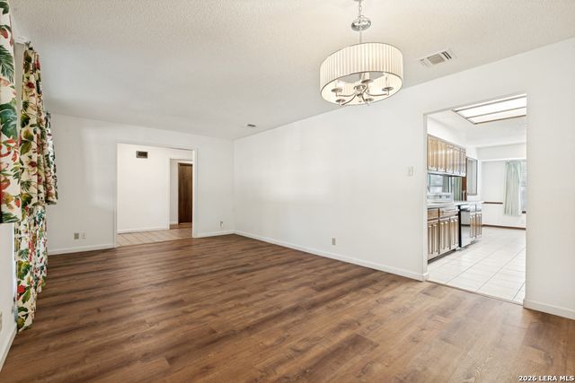 14714 Hidden Glen Woods, San Antonio, TX 78249