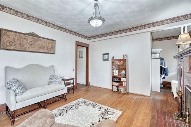 121 East Main Street, Webster, NY 14580