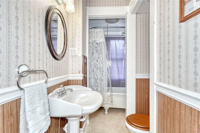 121 East Main Street, Webster, NY 14580