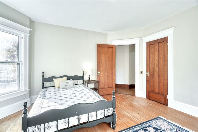 121 East Main Street, Webster, NY 14580