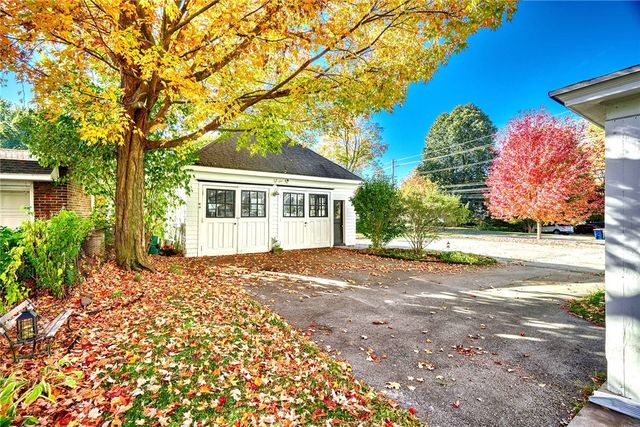 121 East Main Street, Webster, NY 14580