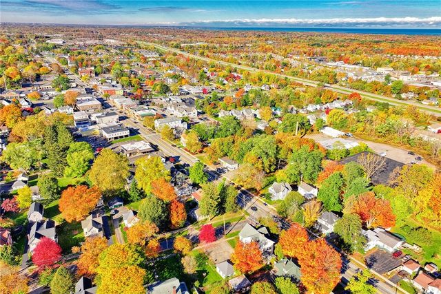 121 East Main Street, Webster, NY 14580