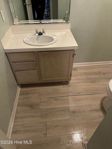 2926 Mulberry Lane E, Greenville, NC 27858