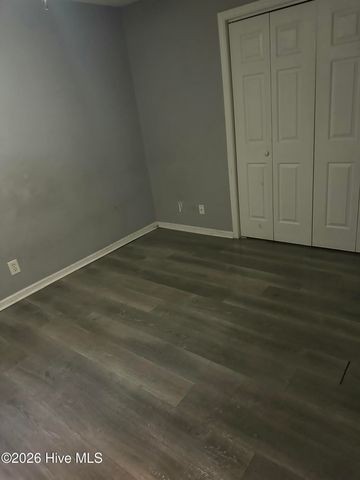 2926 Mulberry Lane E, Greenville, NC 27858