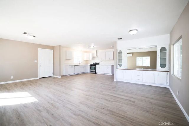 315 North Palomar Avenue, San Jacinto, CA 92582