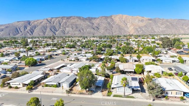 315 North Palomar Avenue, San Jacinto, CA 92582