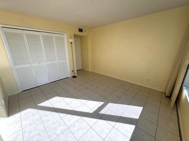 901 Cypress Terrace, Pompano Beach, FL 33069
