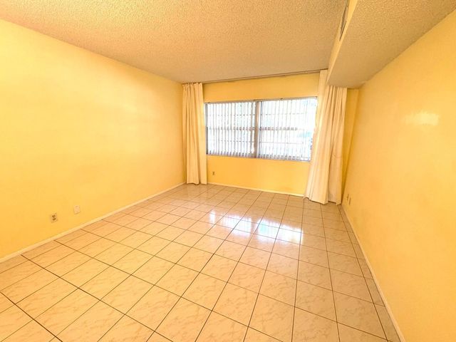901 Cypress Terrace, Pompano Beach, FL 33069