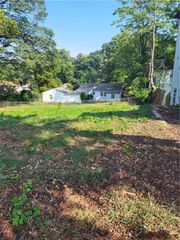 1043 Westmoor NW Drive, Atlanta, GA 30314