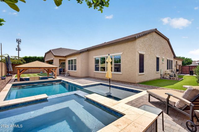 3530 E AQUARIUS Place, Chandler, AZ 85249